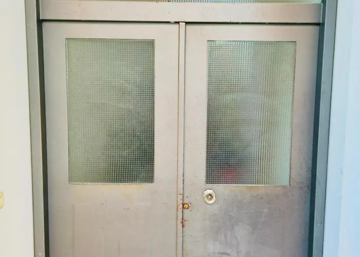 446 Black Luxury Lejlighed